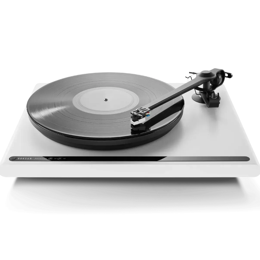 Hi-Fi gramofon Roksan Attessa v saténově bílém provedení