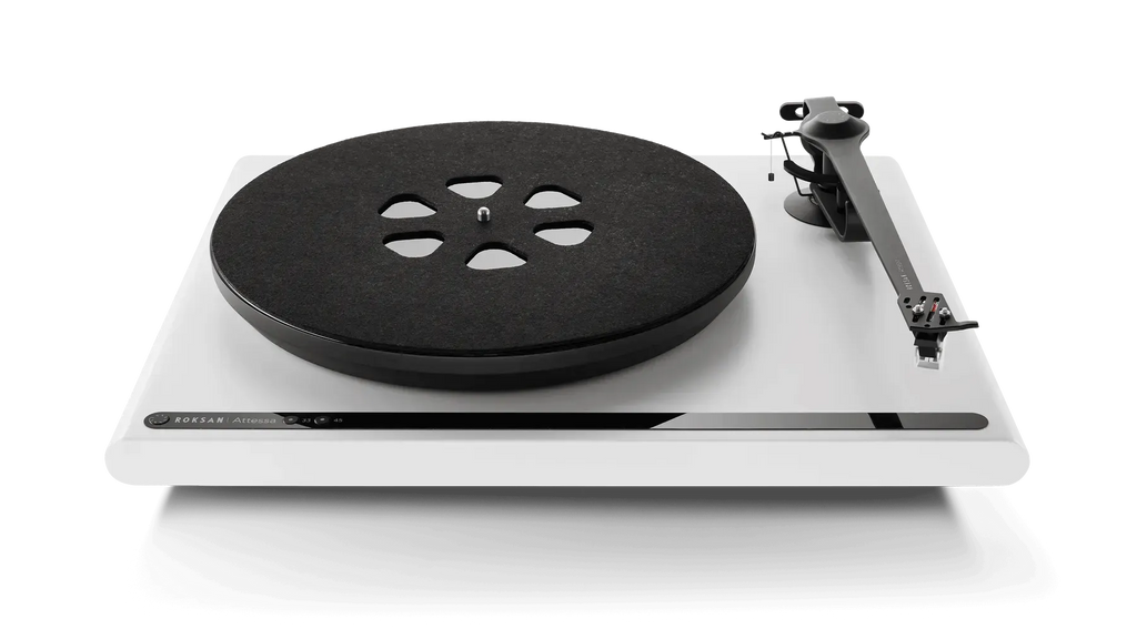Hi-Fi gramofon Roksan Attessa v saténově bílém provedení